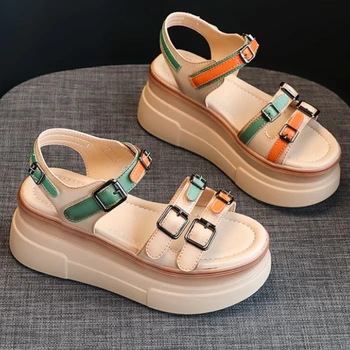 Женская обувь 2023 Высокое качество Модные сандалии Лето Горячая продажа Толстая подошва Противоскользящие дышащие простые повседневные сандалии