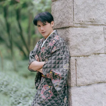 Мужская мода Сцена Хаоли Самурай Косплей Костюм Традиционное японское платье-кимоно Юката Халат Кимоно Пижама